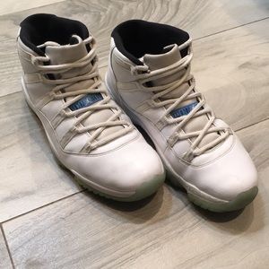 Nike Air Jordan "Columbia" 11's